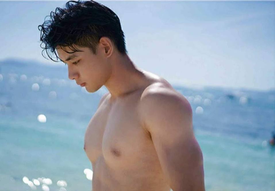 หล่อใส..น่าไซร้ซอก-ค.