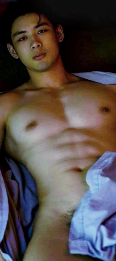 รูปหน้า.อก.เอว.สะโพก.ต้นขา.บั้นท้าย..ได้ใจไปหมด