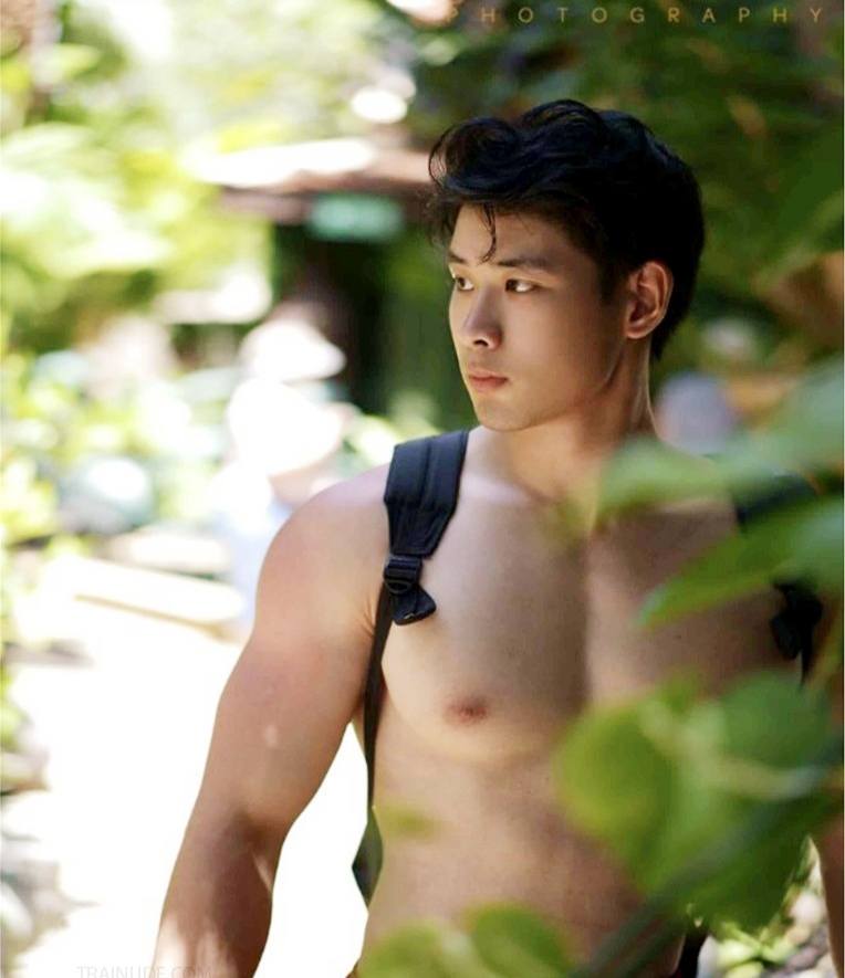 รูปหน้า.อก.เอว.สะโพก.ต้นขา.บั้นท้าย..ได้ใจไปหมด