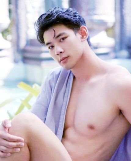 รูปหน้า.อก.เอว.สะโพก.ต้นขา.บั้นท้าย..ได้ใจไปหมด