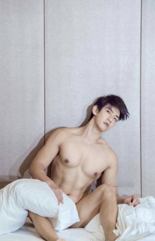 ฮีเปลือย..