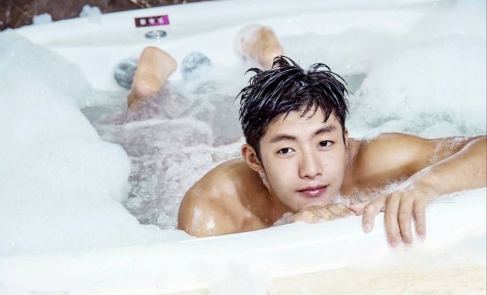 ปล่อยให้ไหล..ไป...