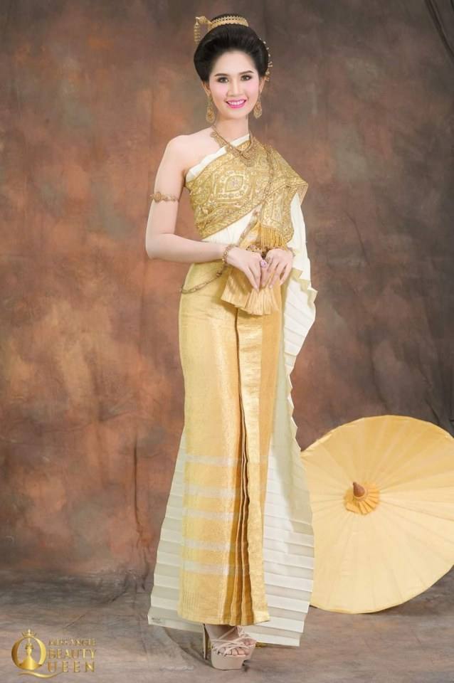 ชุดไทยจักรพรรดิ-Thai Chakraphat