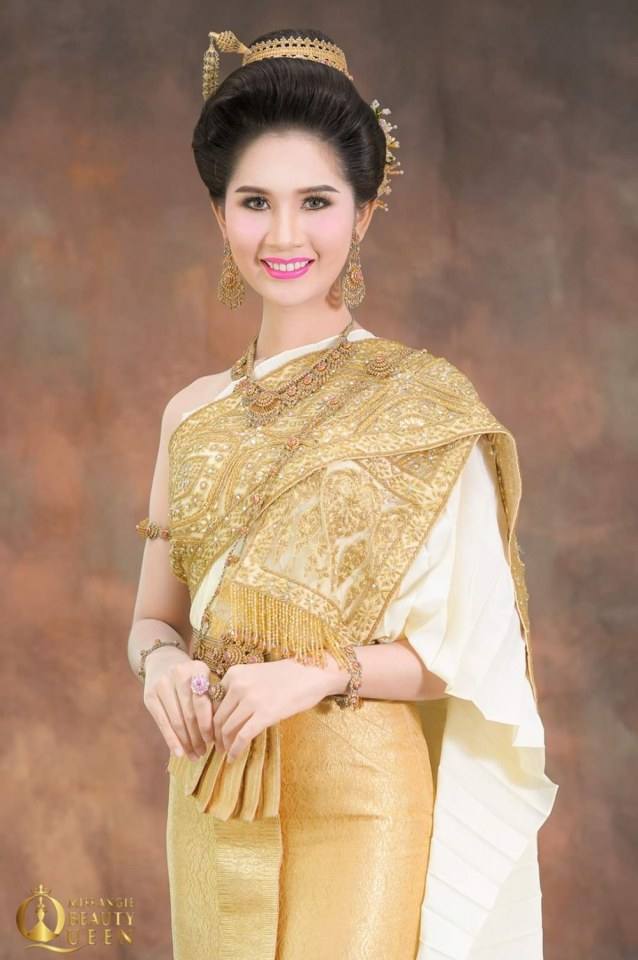 ชุดไทยจักรพรรดิ-Thai Chakraphat