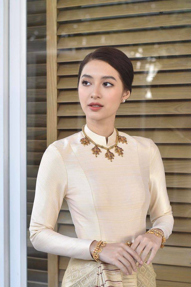 Thai wedding dress | Thailand &ldquo;ชุดไทยจันทร์โสมา&rdquo;