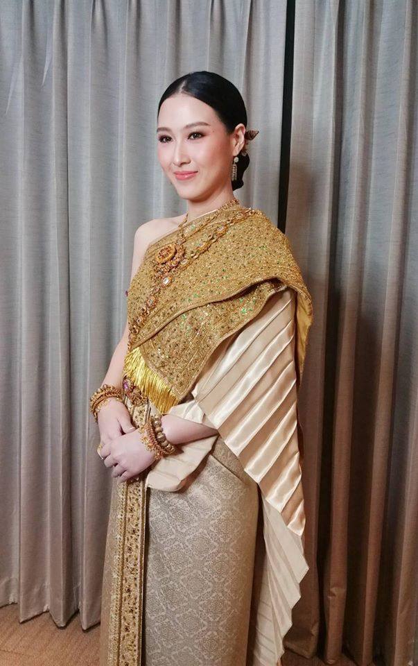Thai wedding dress | Thailand &ldquo;ชุดไทยจันทร์โสมา&rdquo;