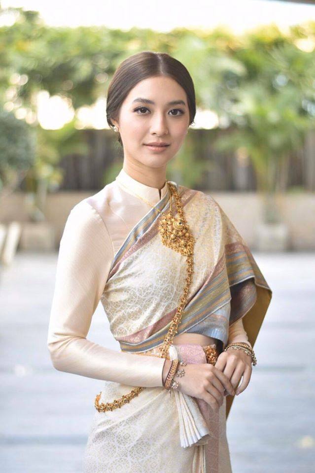 Thai wedding dress | Thailand &ldquo;ชุดไทยจันทร์โสมา&rdquo;