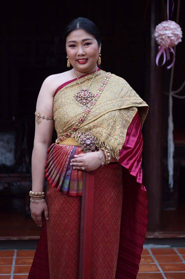 Thai wedding dress | Thailand &ldquo;ชุดไทยจันทร์โสมา&rdquo;