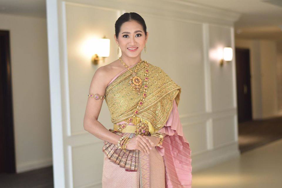 Thai wedding dress | Thailand &ldquo;ชุดไทยจันทร์โสมา&rdquo;