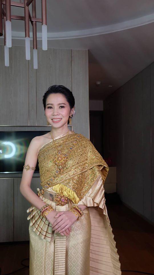 Thai wedding dress | Thailand &ldquo;ชุดไทยจันทร์โสมา&rdquo;