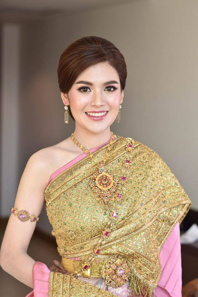 Thai wedding dress | Thailand &ldquo;ชุดไทยจันทร์โสมา&rdquo;