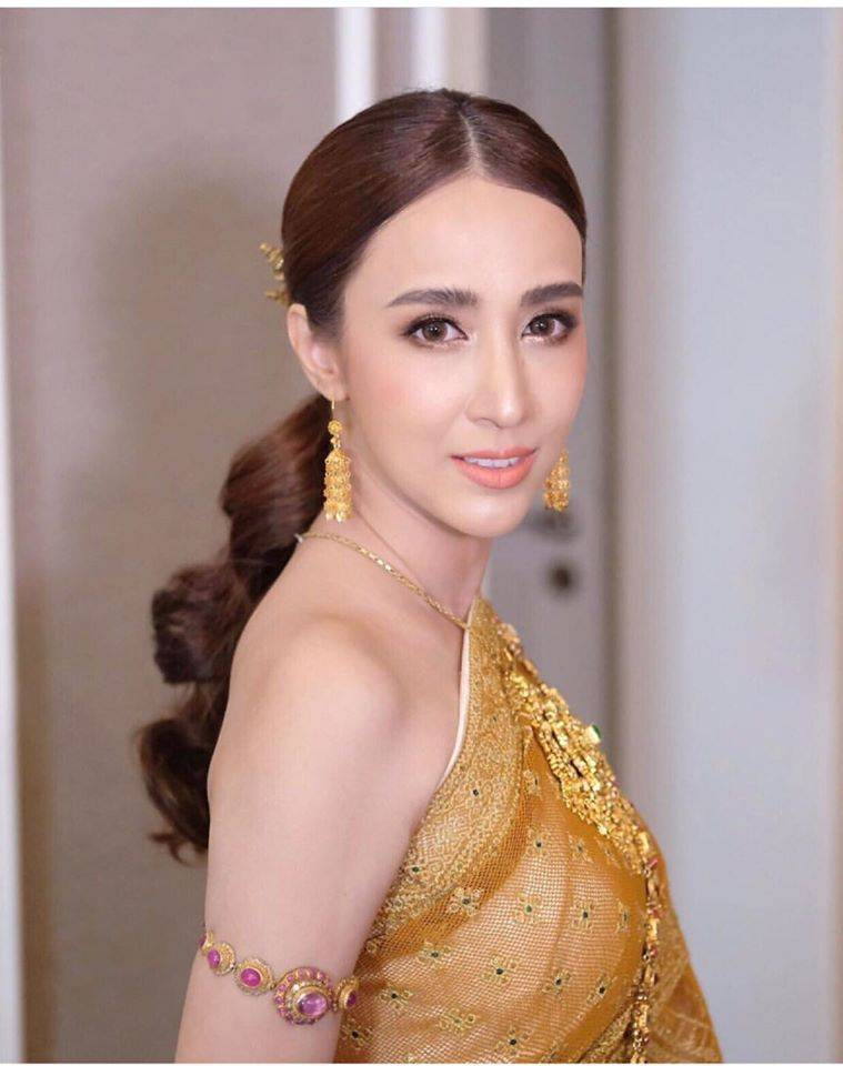 Thai wedding dress | Thailand &ldquo;ชุดไทยจันทร์โสมา&rdquo;