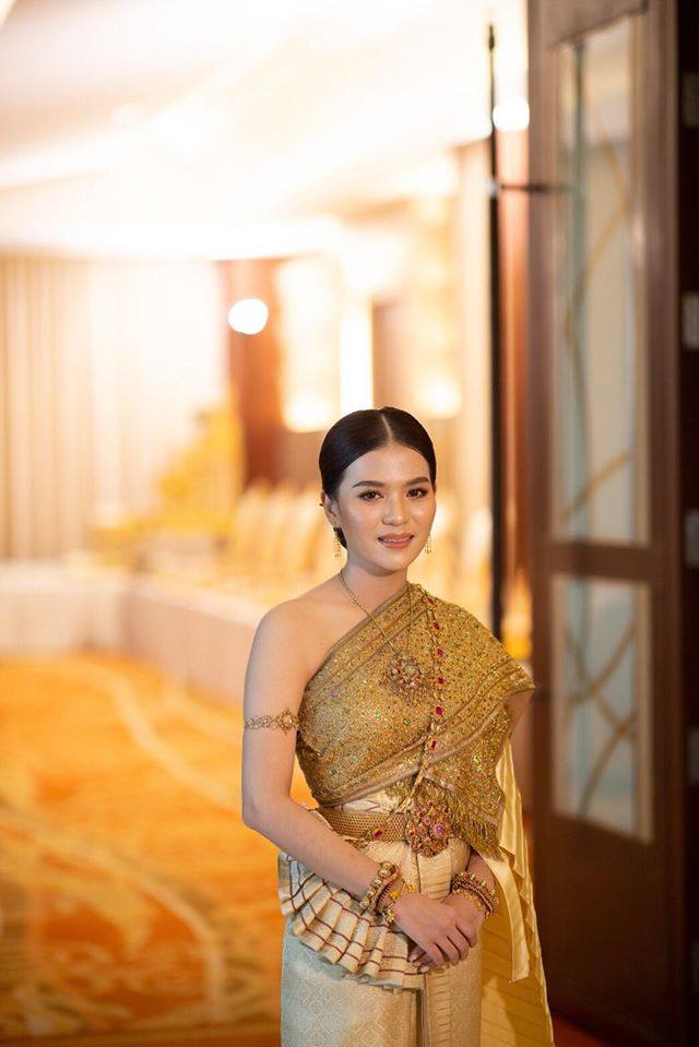 Thai wedding dress | Thailand “ชุดไทยจันทร์โสมา”