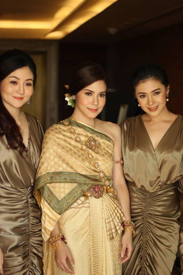 Thai wedding dress | Thailand “ชุดไทยจันทร์โสมา”