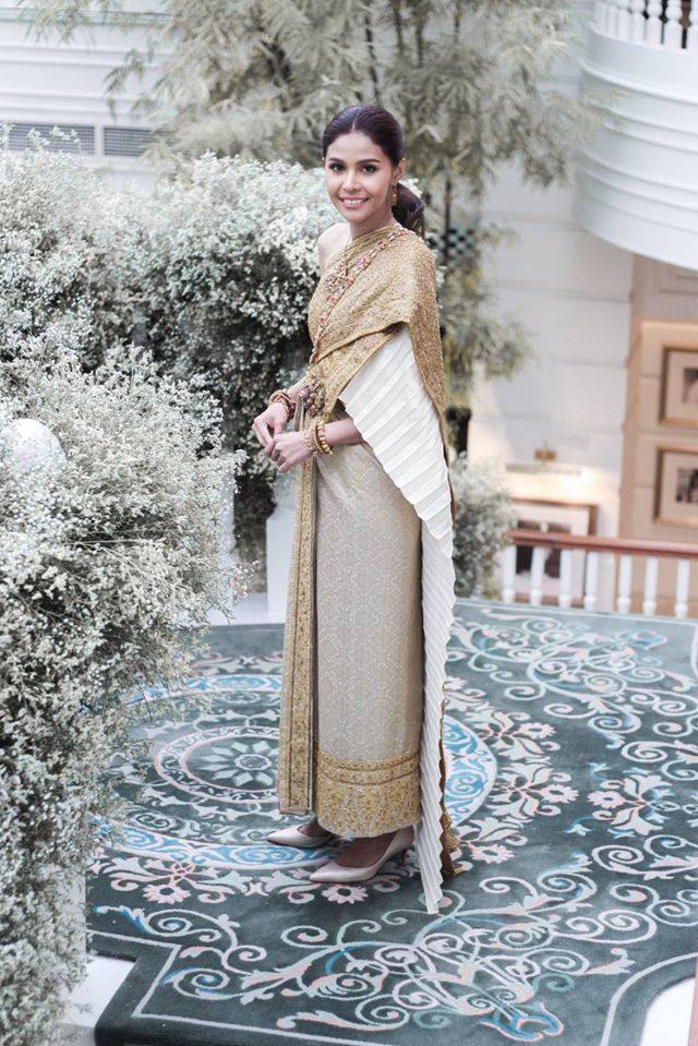 Thai wedding dress | Thailand “ชุดไทยจันทร์โสมา”