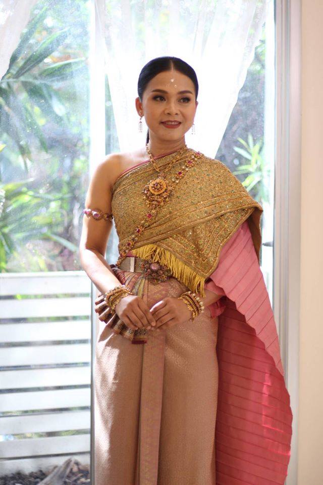 Thai wedding dress | Thailand “ชุดไทยจันทร์โสมา”
