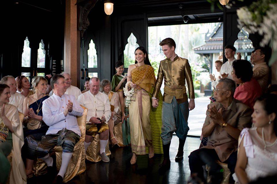 Thai wedding dress | Thailand “ชุดไทยจันทร์โสมา”