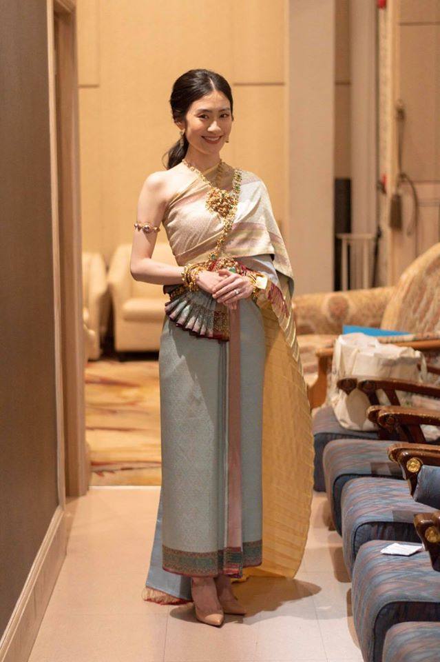Thai wedding dress | Thailand “ชุดไทยจันทร์โสมา”