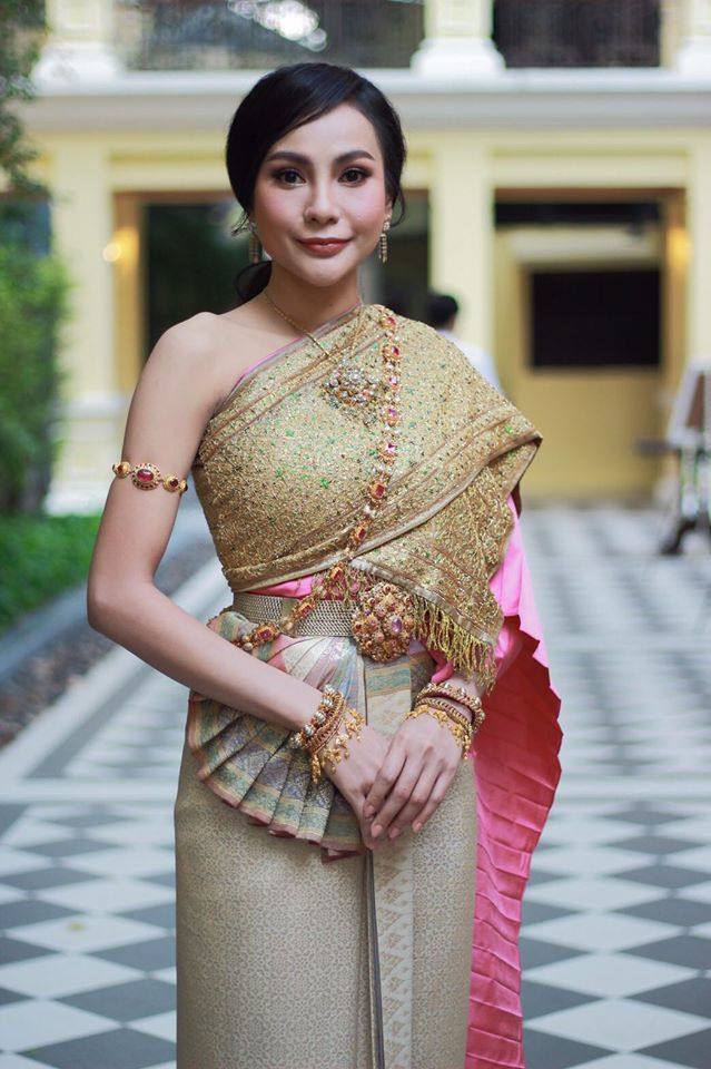 Thai wedding dress | Thailand “ชุดไทยจันทร์โสมา”