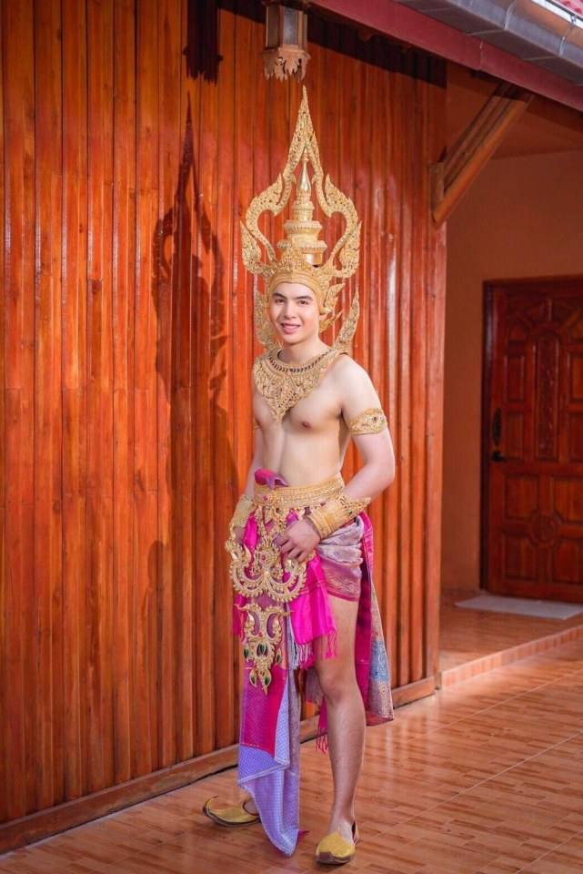 Thai guy and traditional outfit | Thailand