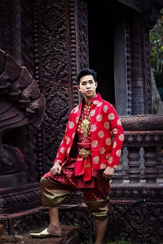 Thai guy and traditional outfit | Thailand