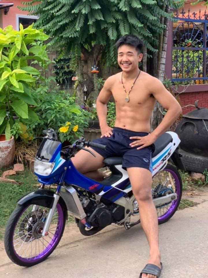 แมนๆเตะบอลกันหลบไป นักมวยแซ่บๆ มาแล้วค่ะ