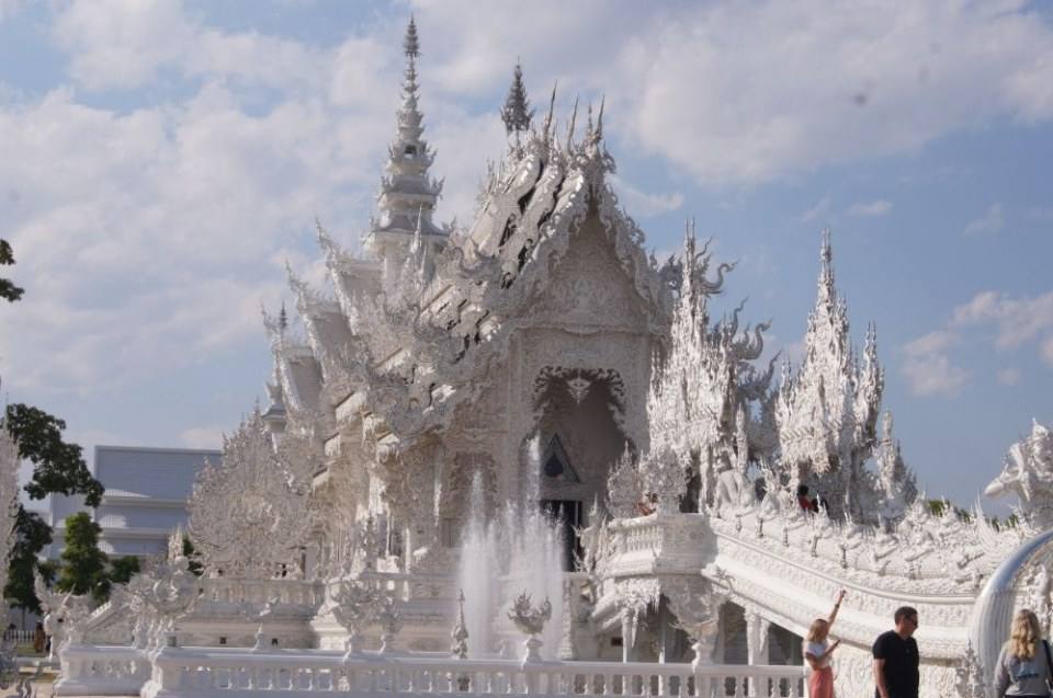 รูปนี้สวยสุดจะบันยายครับ อยากให้มาชมวัดนี้จริงๆ สวยมากๆ