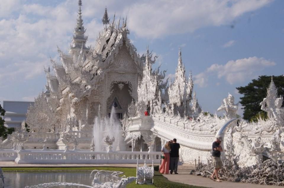 วัดร่องขุน เชียงราย น่าเที่ยว