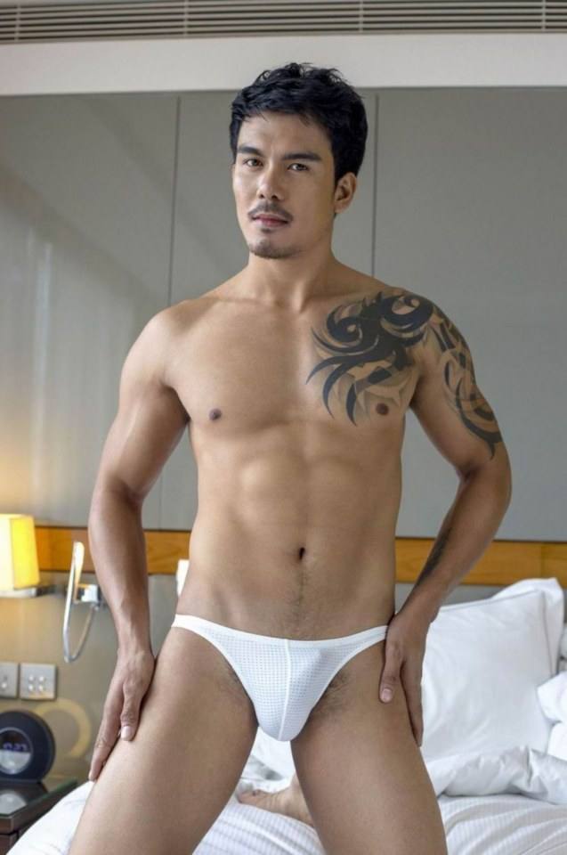 หล่อเข็มแมนทุกสัดส่วนเลยอยากจะชวนไปเอ่อ..