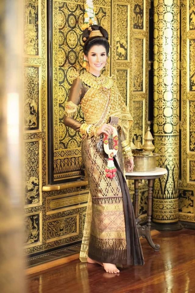 THAI DRESS | ชุดไทยศิวาลัย, Thailand.