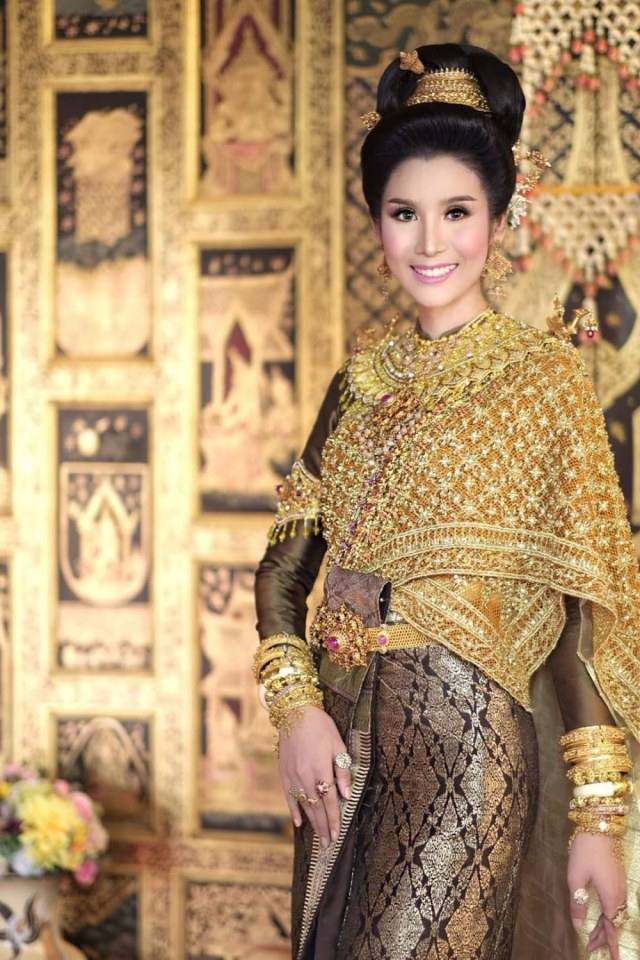THAI DRESS | ชุดไทยศิวาลัย, Thailand.