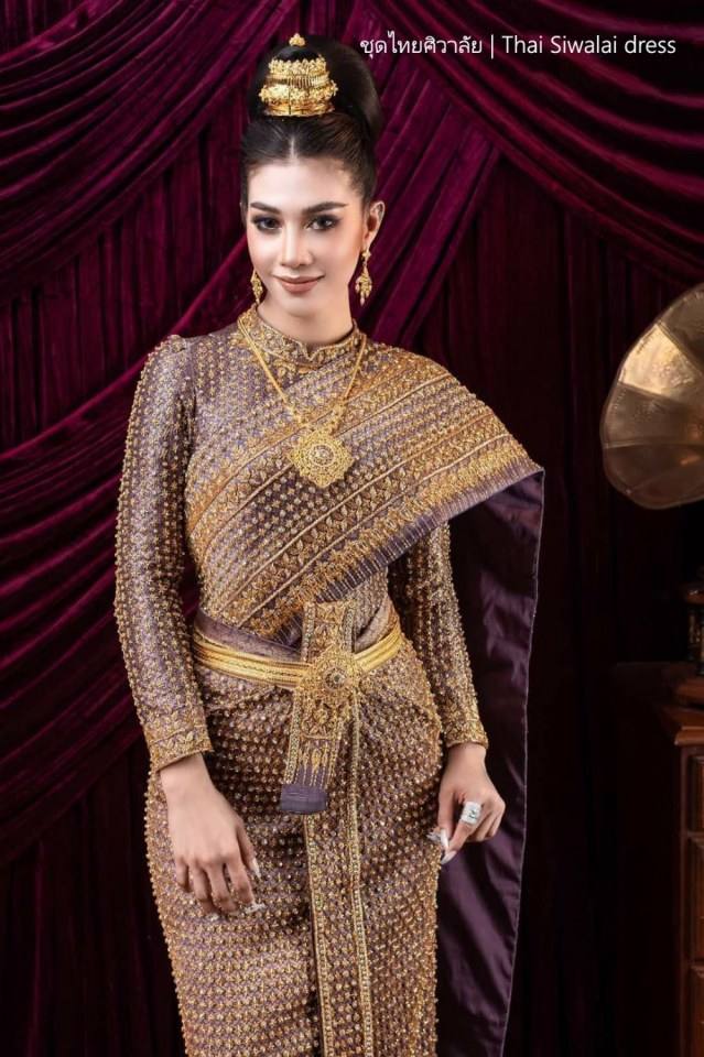 THAI DRESS | ชุดไทยศิวาลัย, Thailand.