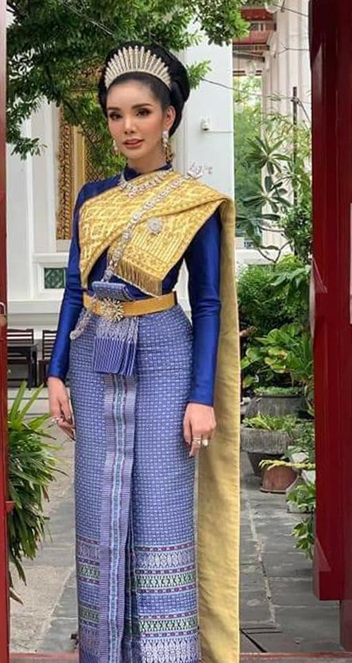 THAI DRESS | ชุดไทยศิวาลัย, Thailand.