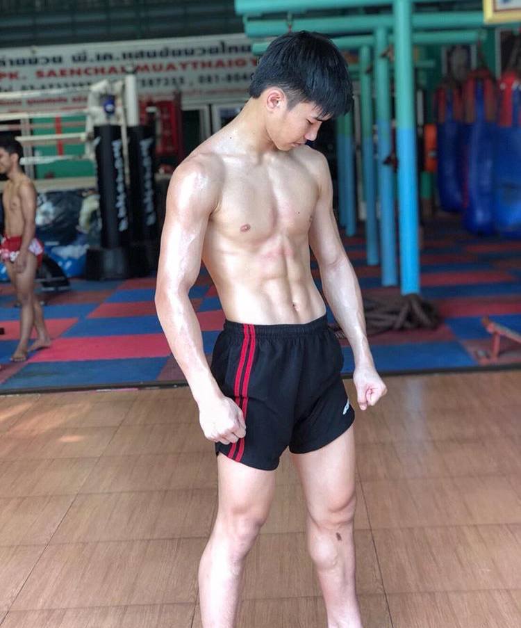 นักมวยยั่วๆ no.1