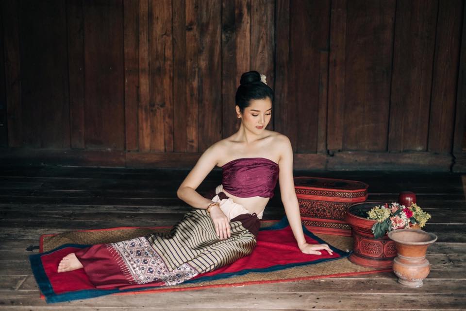 Tai Yuan ethnic | Lanna traditional costume, Thailand