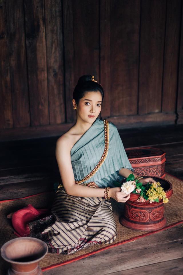 Tai Yuan ethnic | Lanna traditional costume, Thailand