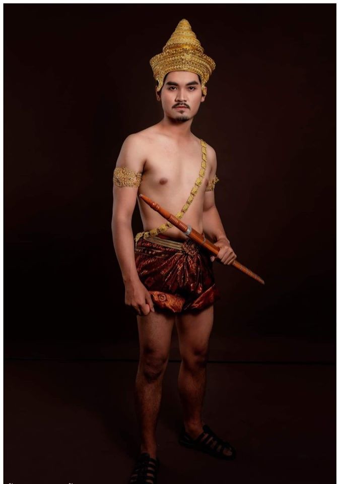 Thai Guy in Lavo kingdom costume | Thailand