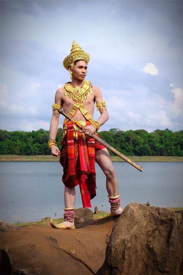 Thai Guy in Lavo kingdom costume | Thailand