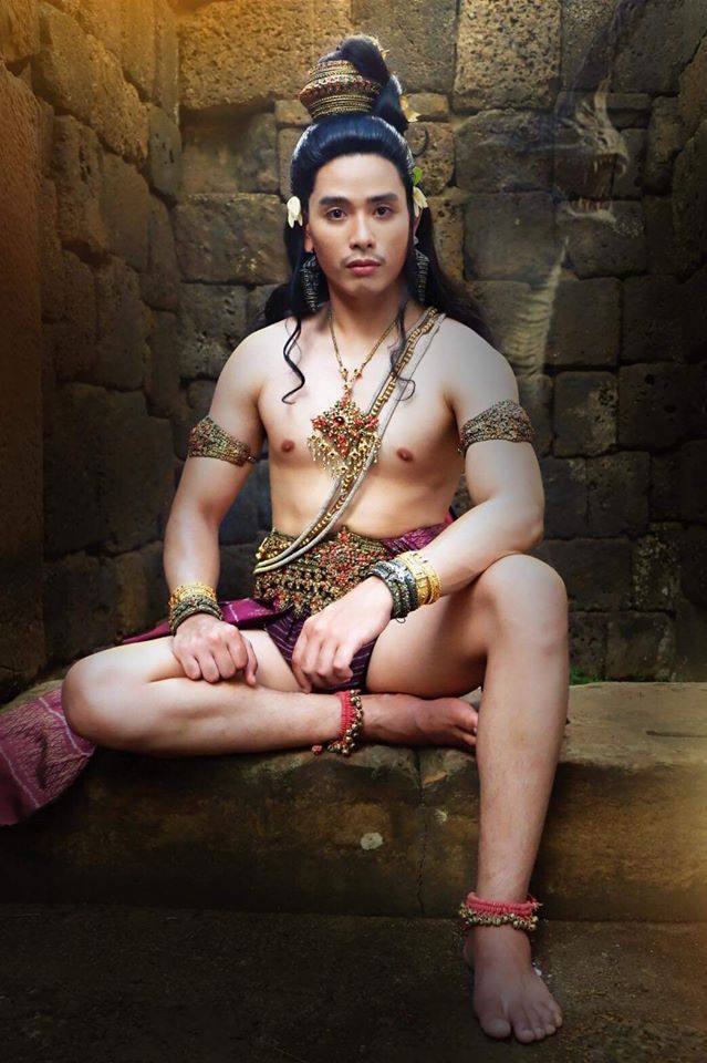Thai Guy in Lavo kingdom costume | Thailand
