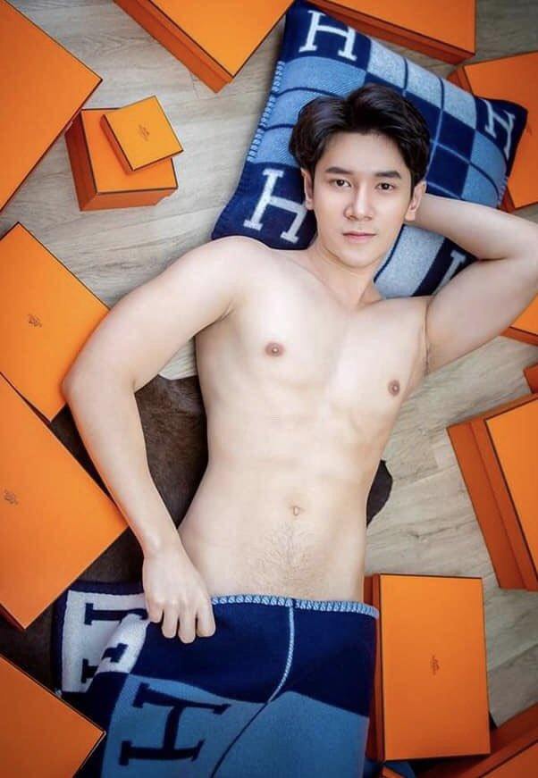 น้องรุ่นพี่..