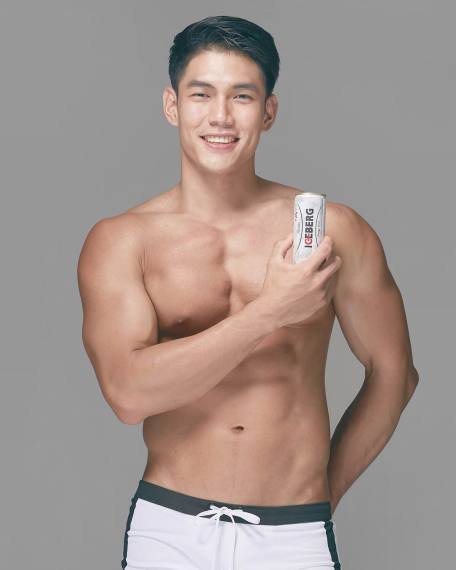 ชายไซ๊ส์ไลน์..ขายความเสียว