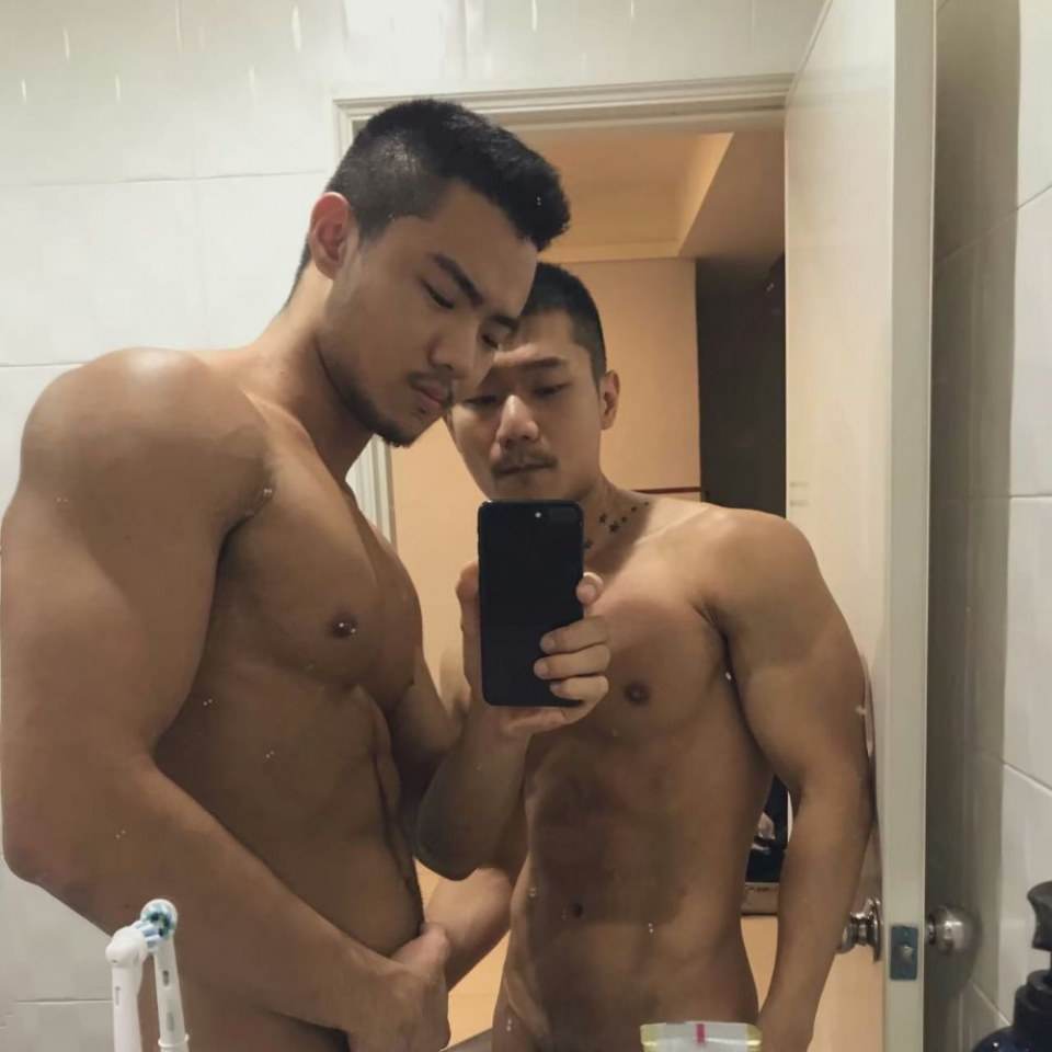 ถอดโชว์ประปราย /61/