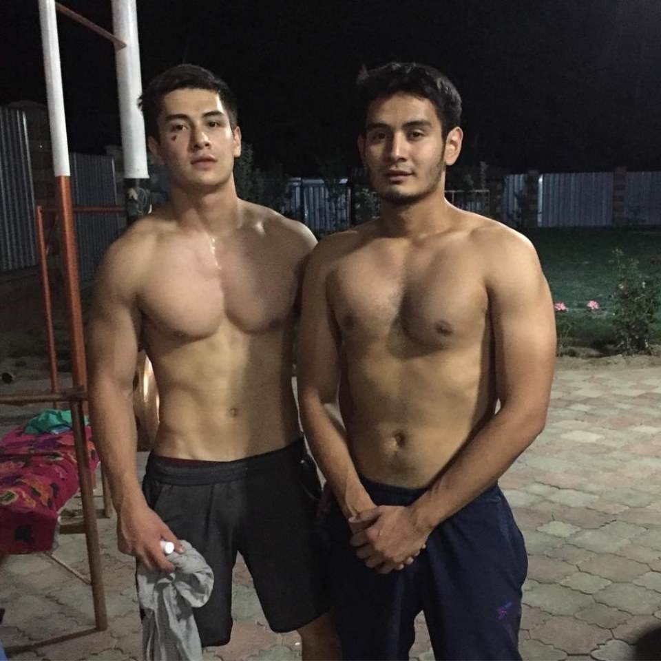 ถอดโชว์ประปราย /62/