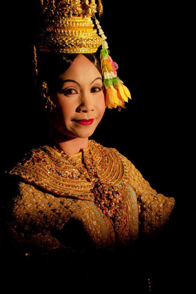 Khon "จองถนน" masked dance drama in Thailand
