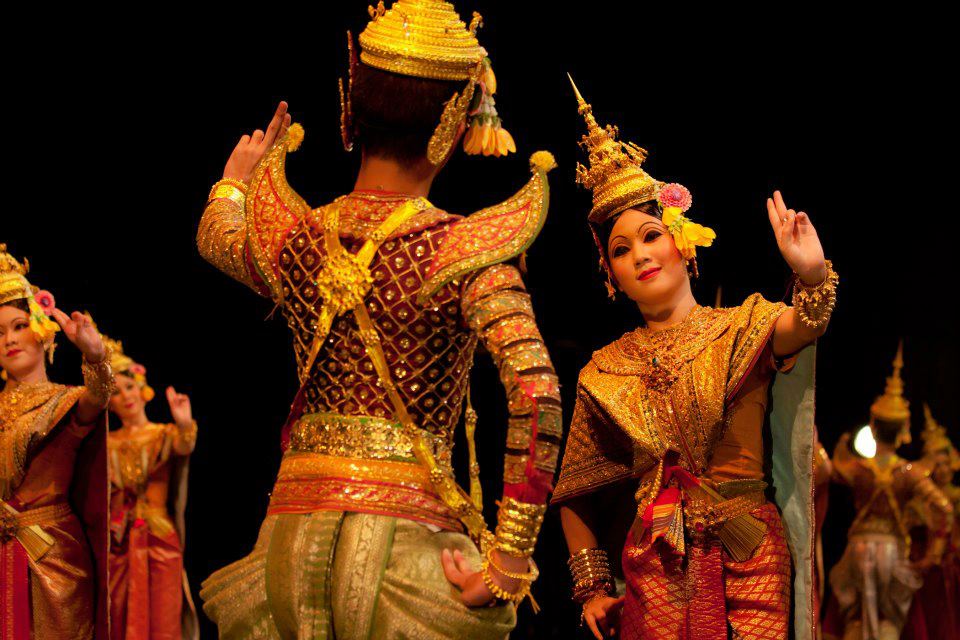 Khon "จองถนน" masked dance drama in Thailand