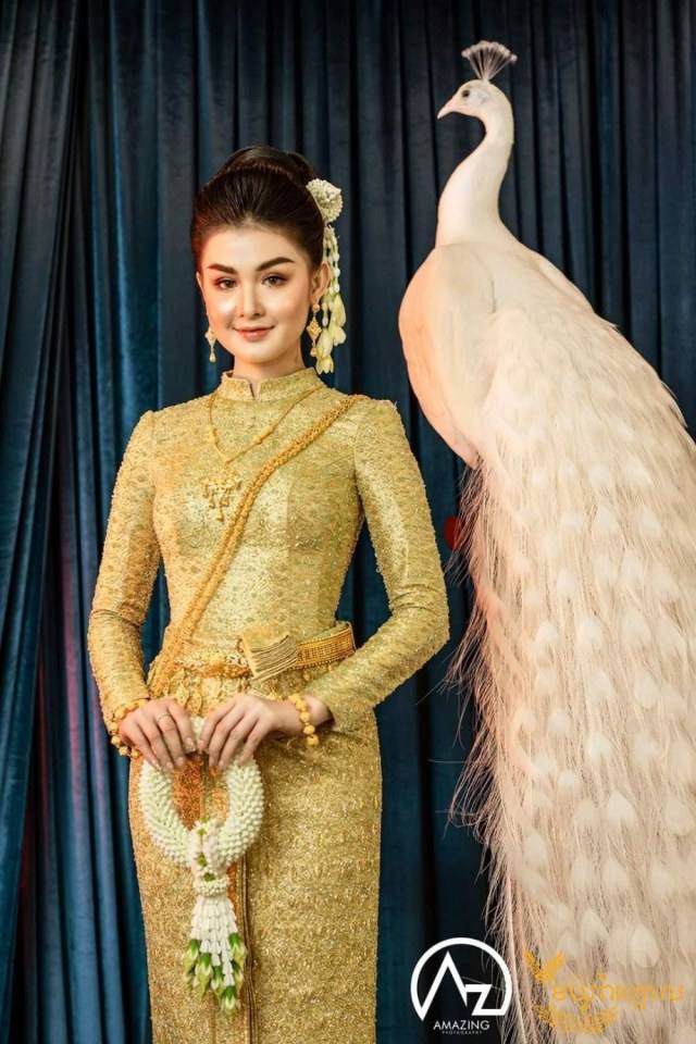 Thai Dress: Thai costume | ชุดไทย