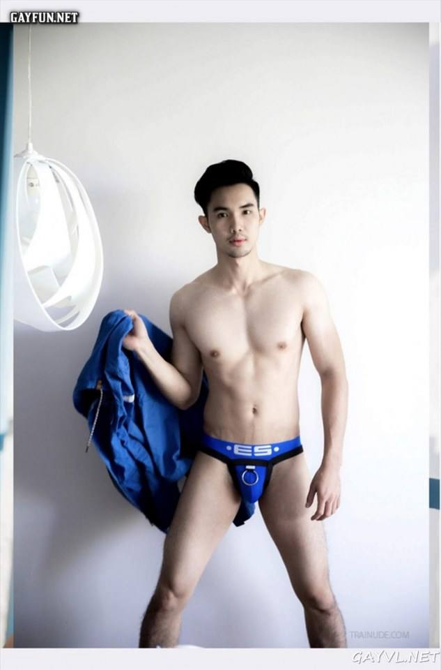 trainude.ดอท.คอม&bull;อุ๊บส์พูดถึงก็มา..โฮ่งๆ