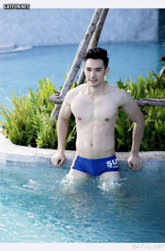 trainude.ดอท.คอม&bull;อุ๊บส์พูดถึงก็มา..โฮ่งๆ