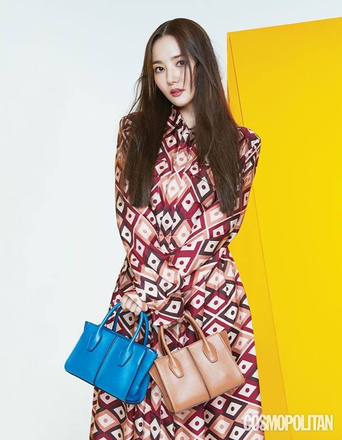 Min Young @ Cosmopolitan Korea July 2020