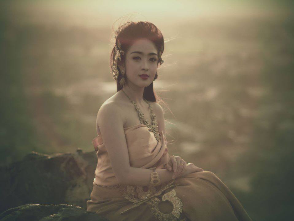 Thai Traditional Dress Portrait 🇹🇭